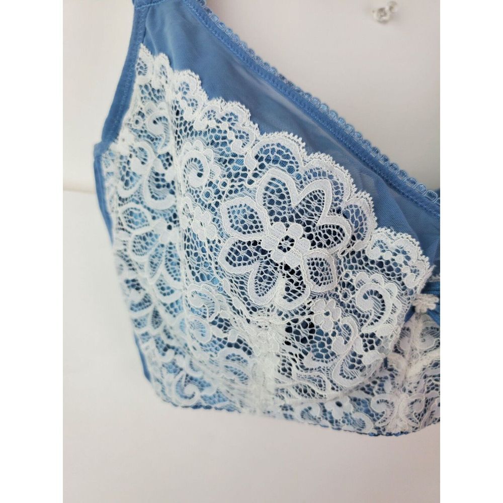 Retro Blue White Lace Full Coverage Bra 34DD 75F EUC‎ - Picture 6 of 8